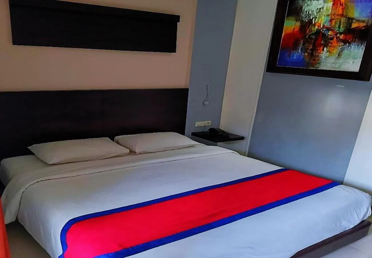 Hotel Ozz Kuta Кута