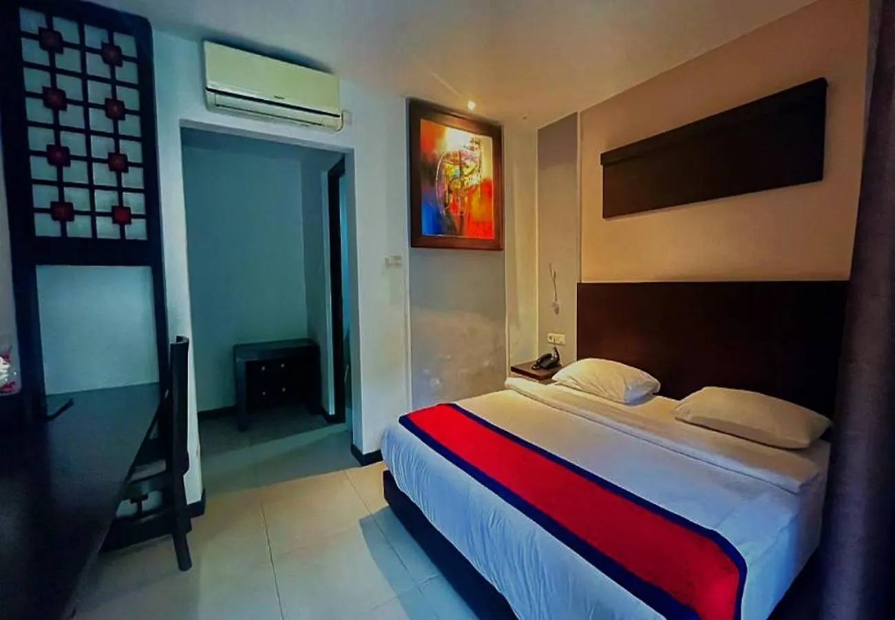 Hotel Ozz Kuta Кута Индонезия
