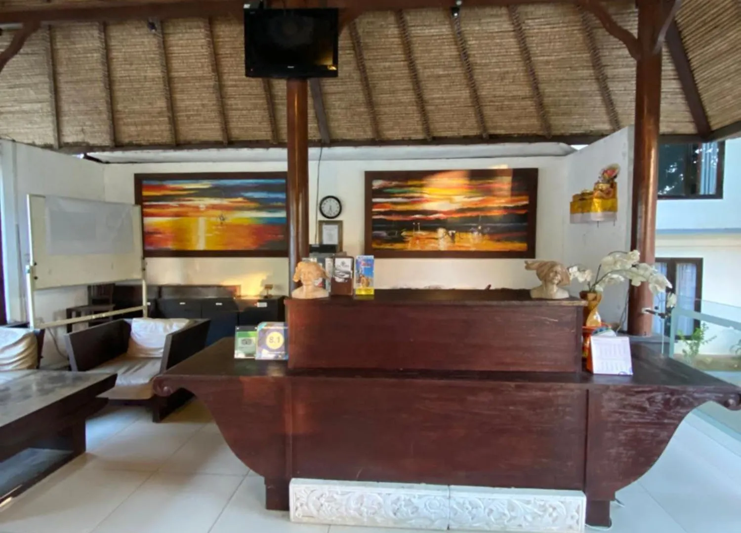 Hotel Ozz Kuta Кута