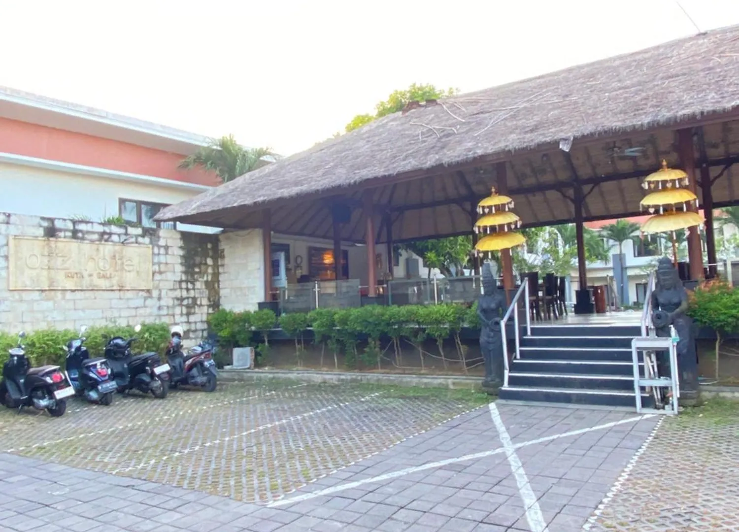 Hotel Ozz Kuta Kuta Lombok